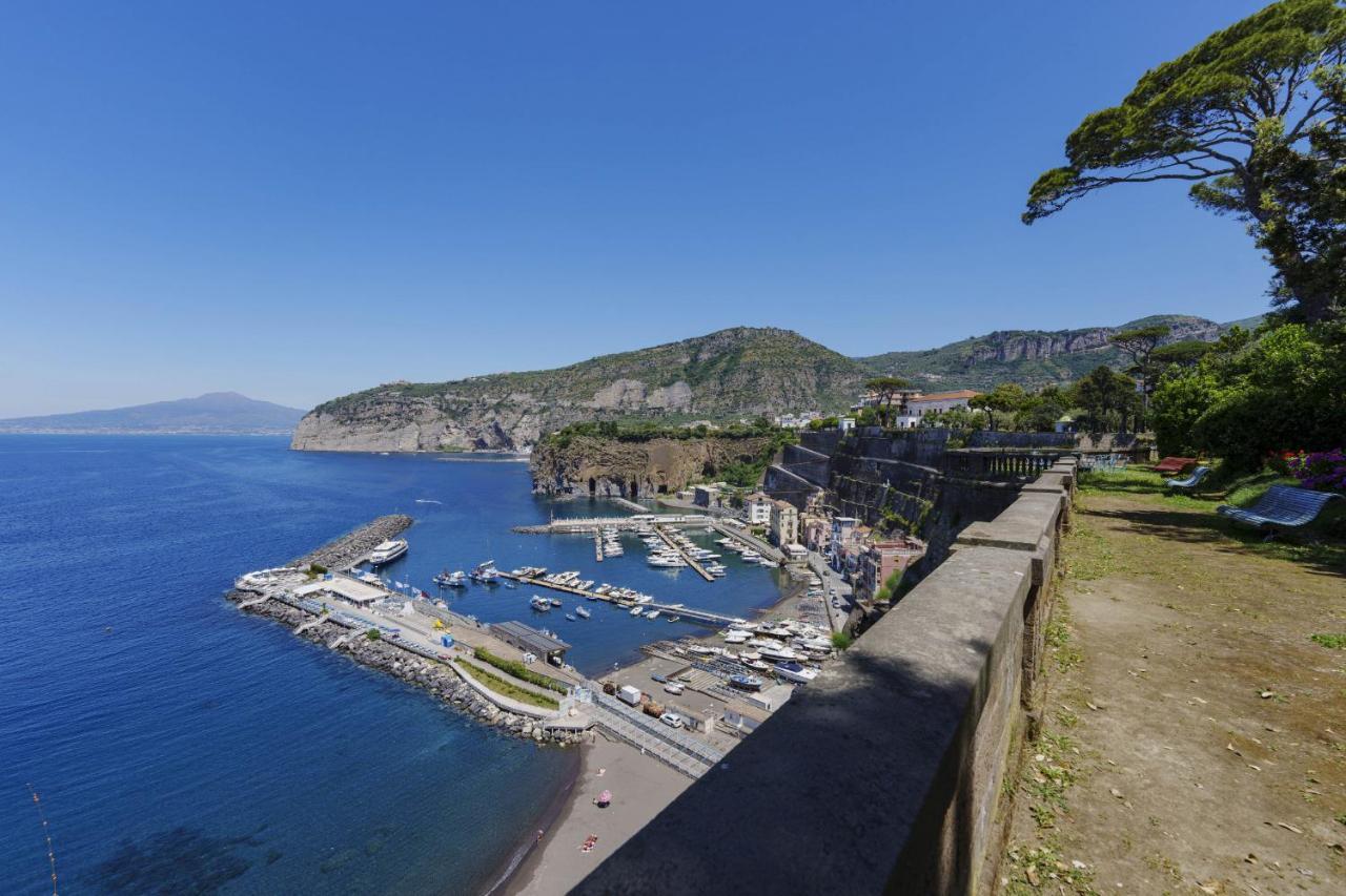 Villa Preziosa Al Pizzo 3 Km Da Sorrento Sant’Agnello Kültér fotó